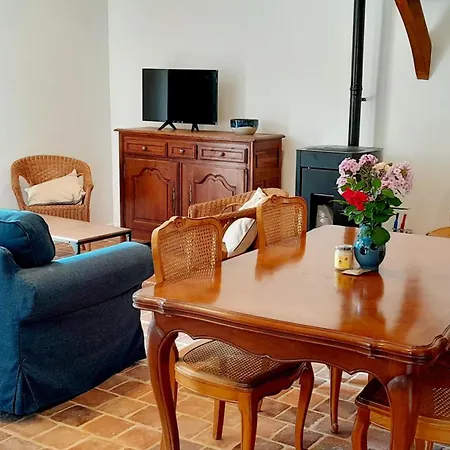 Le Pressoir, A Characterful In Normandy * Saint-Christophe-Sur-Conde