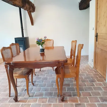 Le Pressoir, A Characterful In Normandy Saint-Christophe-Sur-Conde
